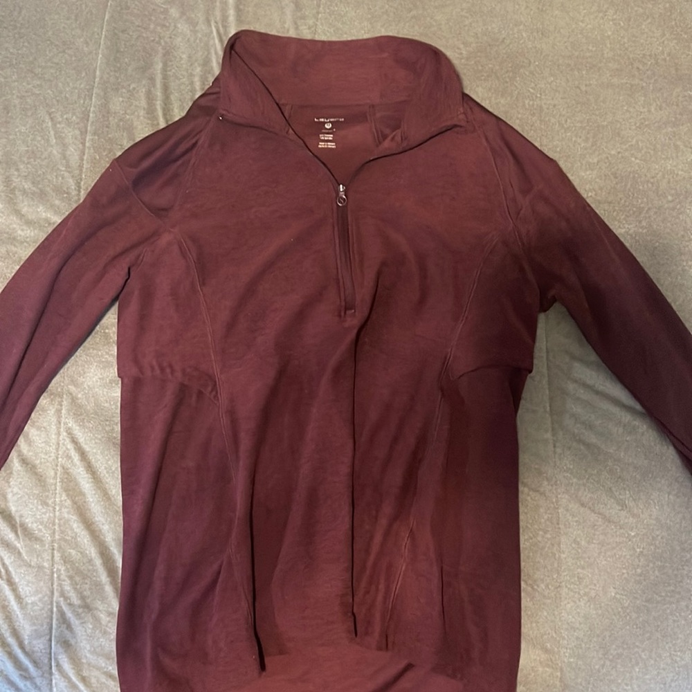 Long sleeve athletic quarter zip